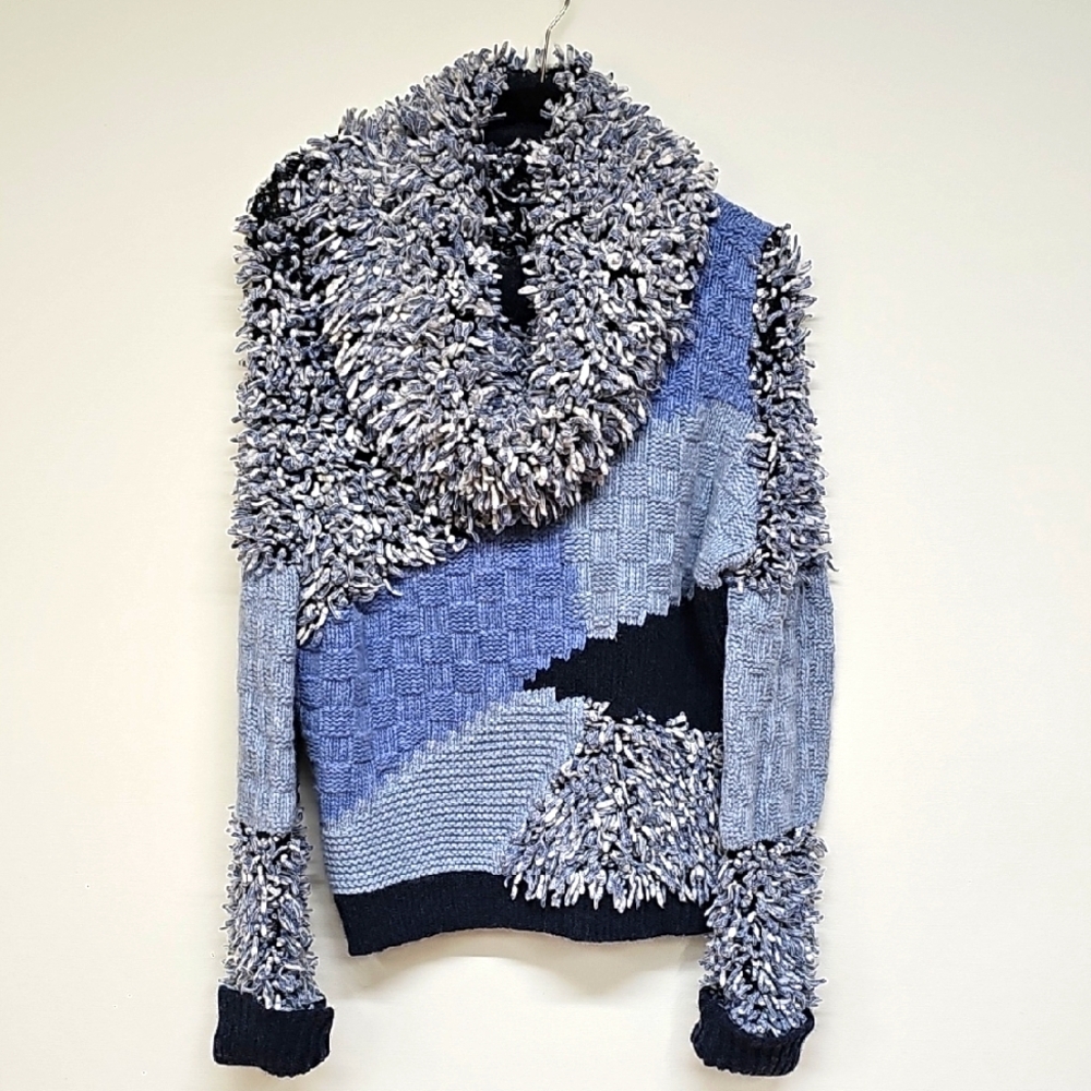 Escada Shaggy Cowl Neck Chunky Knit Pale Blue & Navy Abstract Sweater Wool Blend